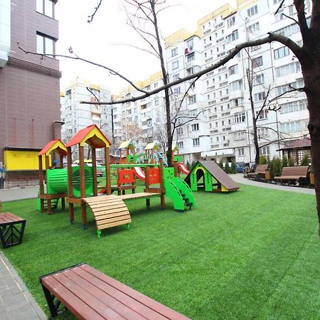 Sky House Central Apartment Chişinău Extérieur photo