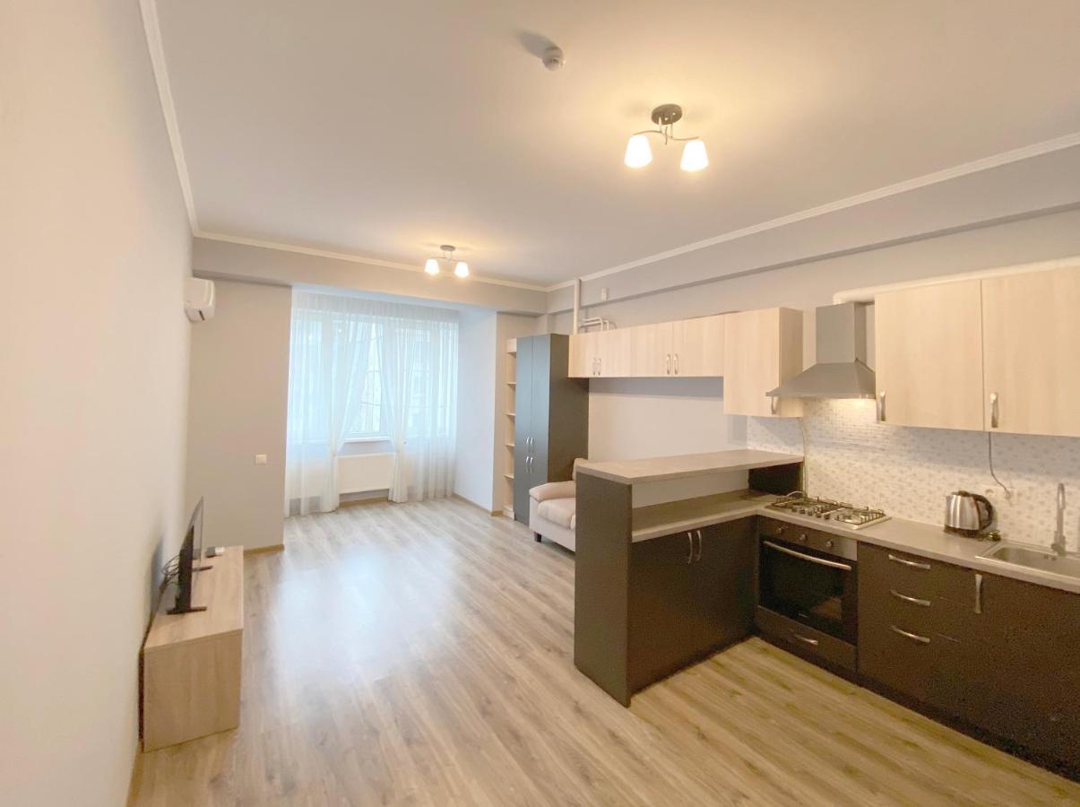 Sky House Central Apartment Chişinău Extérieur photo